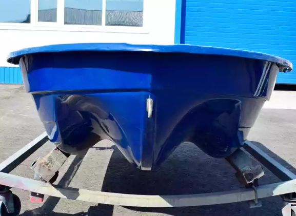 Стеклопластиковая лодка Neman-340 (тримаран) в Калининграде