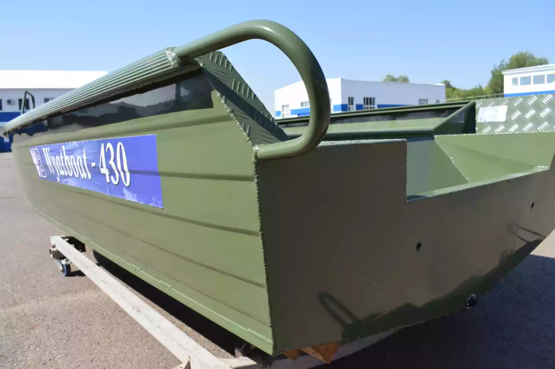 Алюминиевая лодка Wyatboat-430 Master Fish в Калининграде Алюминиевая лодка Wyatboat-430 Master Fish в Калининграде