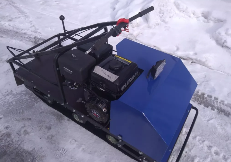 Мотобуксировщик AhtaR ЗИМА с реверсом (задний ход) в Калининграде