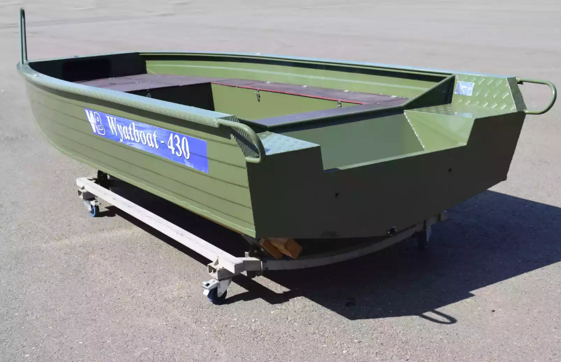 Алюминиевая лодка Wyatboat-430 Master Fish в Калининграде Алюминиевая лодка Wyatboat-430 Master Fish в Калининграде