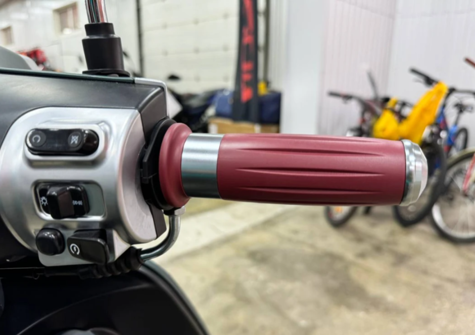 Скутер PROMAX Miami 240 (49) в Калининграде