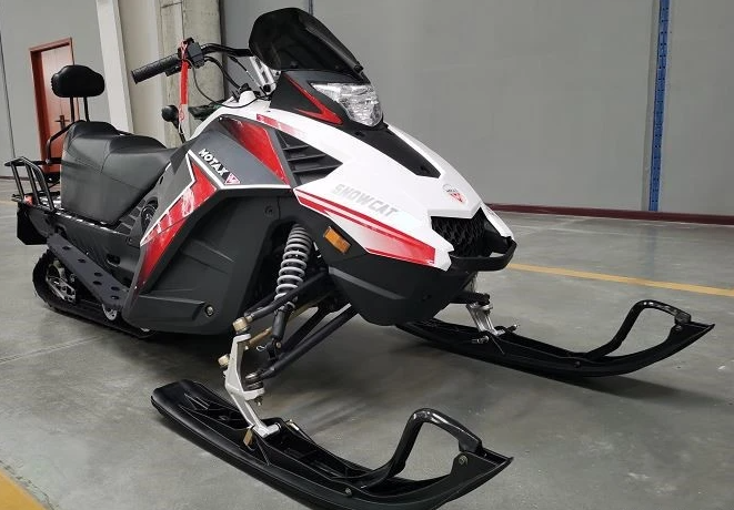 Снегоход Motax Snow Cat 180 EFI в Калининграде