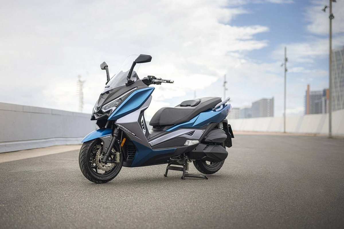 МАКСИСКУТЕР ARIIC 318 в Калининграде