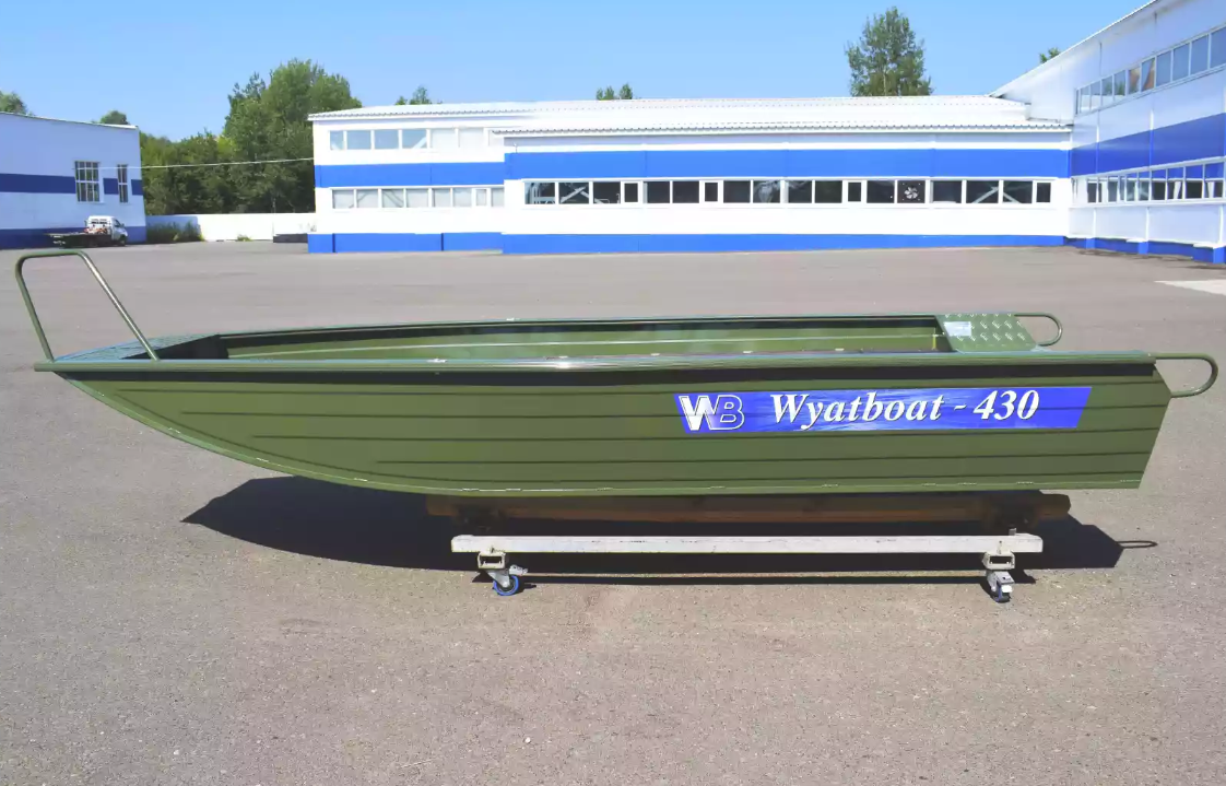 Алюминиевая лодка Wyatboat-430 Master Fish в Калининграде Алюминиевая лодка Wyatboat-430 Master Fish в Калининграде