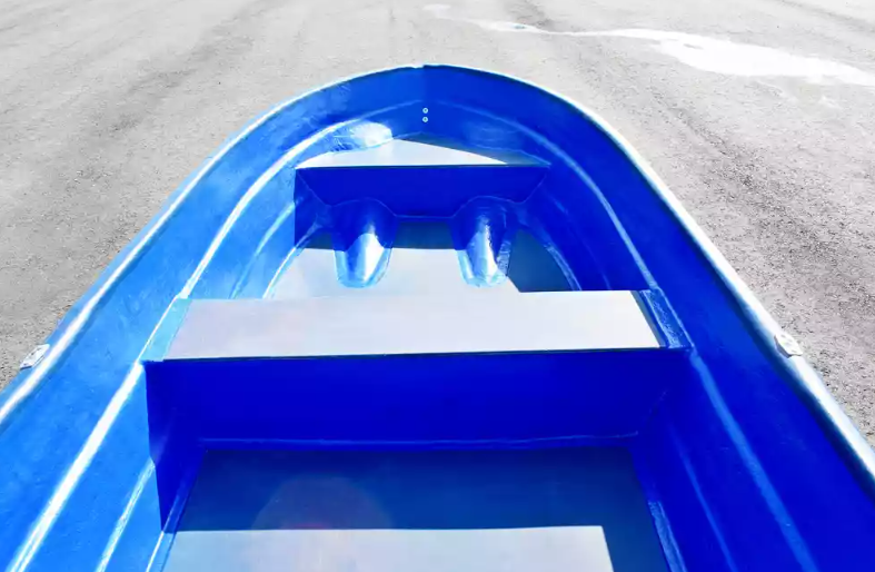 Стеклопластиковая лодка Neman-340 (тримаран) в Калининграде