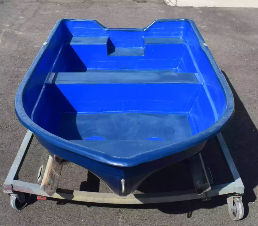 Стеклопластиковая лодка Neman-340 (тримаран) в Калининграде