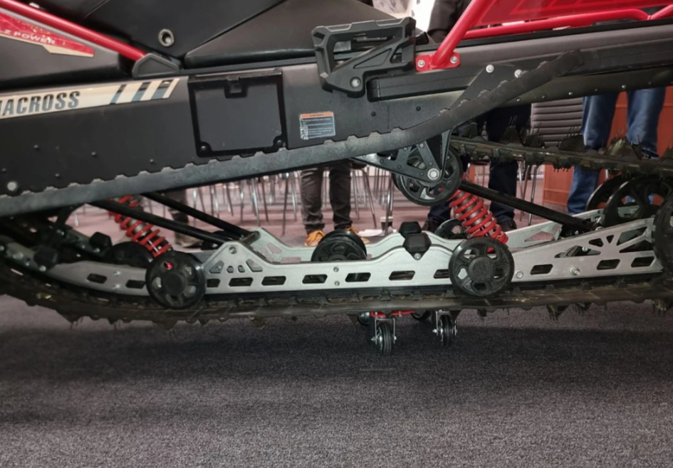 Снегоход AODES Siberiacross 1000 WT 508mm LCD 6.8 в Калининграде