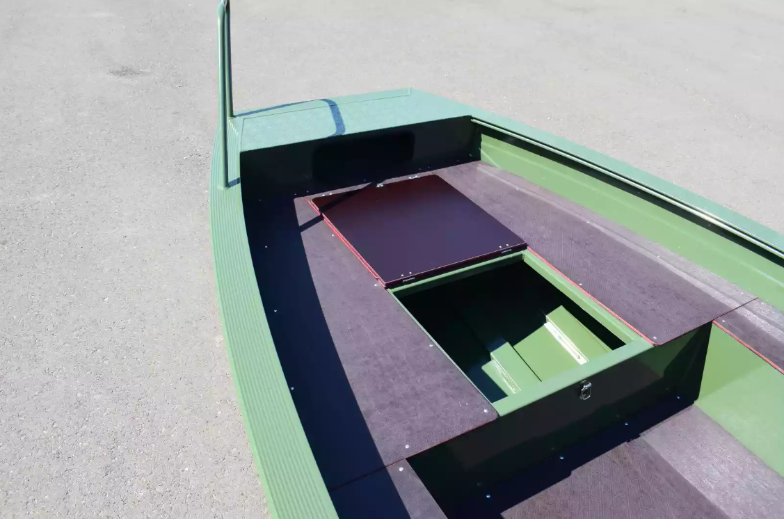 Алюминиевая лодка Wyatboat-430 Master Fish в Калининграде Алюминиевая лодка Wyatboat-430 Master Fish в Калининграде