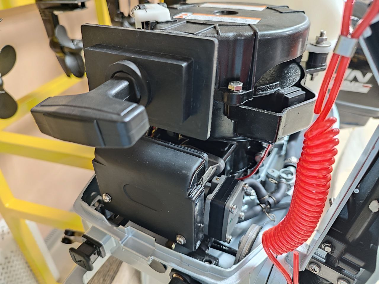 Лодочный мотор PROMAX SP5FHS (внешний бак 12 л) в Калининграде