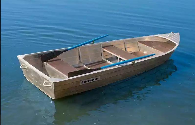 Алюминиевая лодка Вятка-Профи 37 в Калининграде