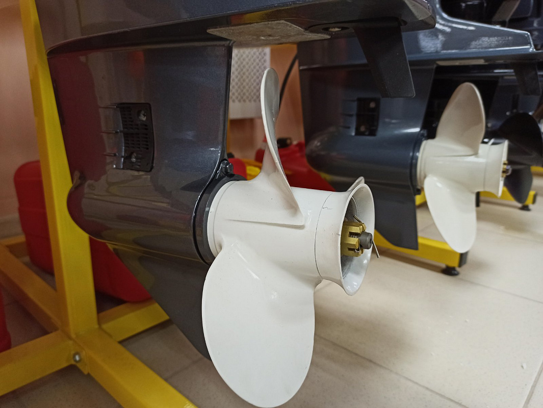 Лодочный мотор BREEZE T30S (2х тактный) в Калининграде