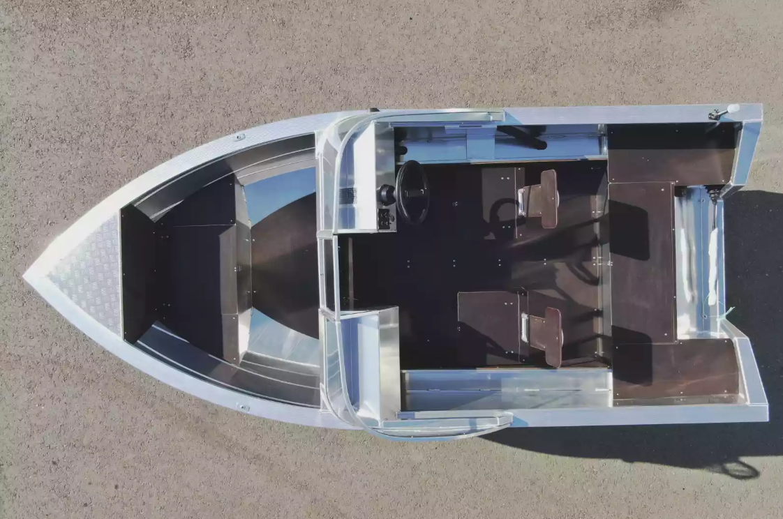 Алюминиевая лодка  Неман-400 DCM в Калининграде