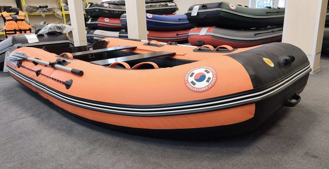 КОМПЛЕКТ ЛОДКА MISHIMO LITE 315 + МОТОР 5л.с в Калининграде