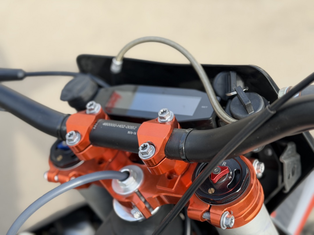 Кроссовый мотоцикл PROMAX HELLCAT KBS350 в Калининграде