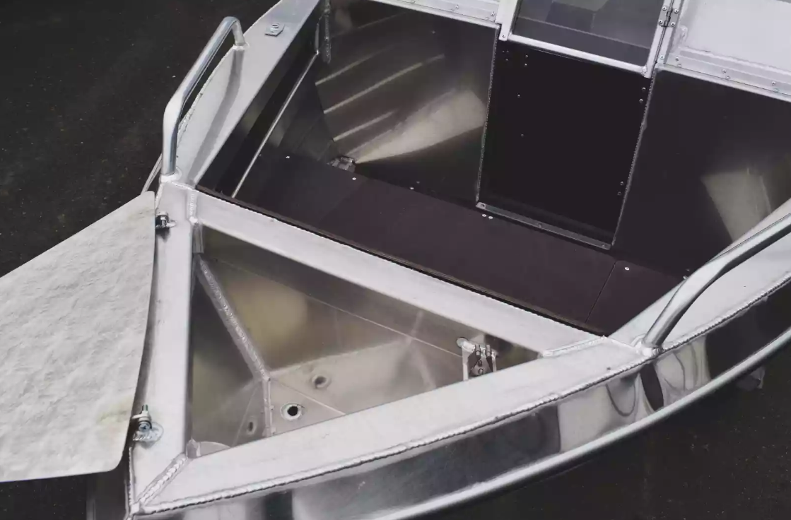 Алюминиевая лодка  Neman-400 DC в Калининграде