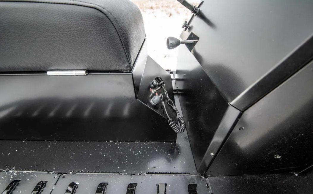 Снегоход АРКТИК 4Т в Калининграде