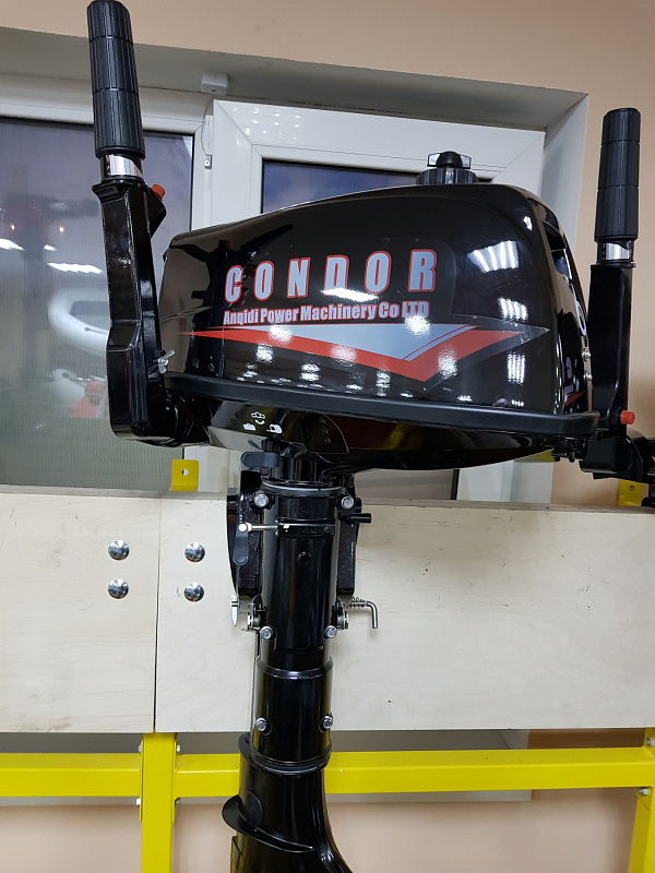 Лодочный мотор Condor T5HS с баком 12 л. в Калининграде Лодочный мотор Condor T5HS с баком 12 л. в Калининграде