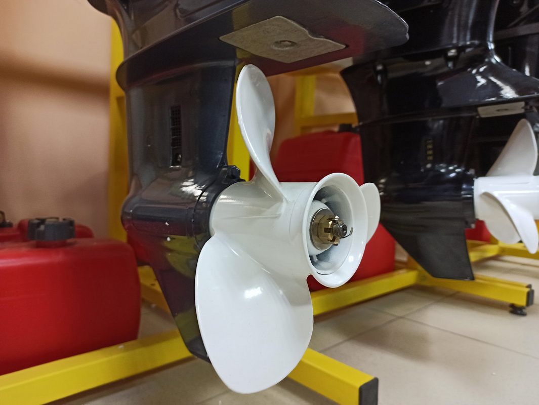 Лодочный мотор BREEZE F9,9S (4х тактный) в Калининграде