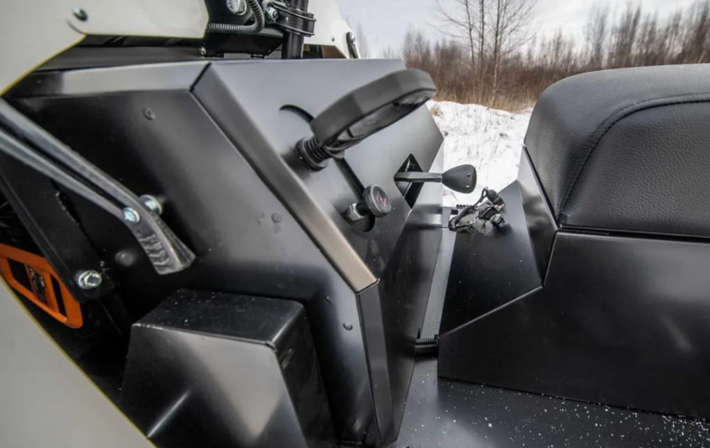 Снегоход АРКТИК 4Т в Калининграде