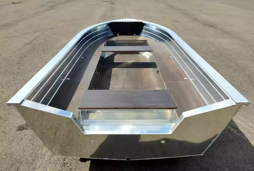 Алюминиевая лодка Неман-400 в Калининграде