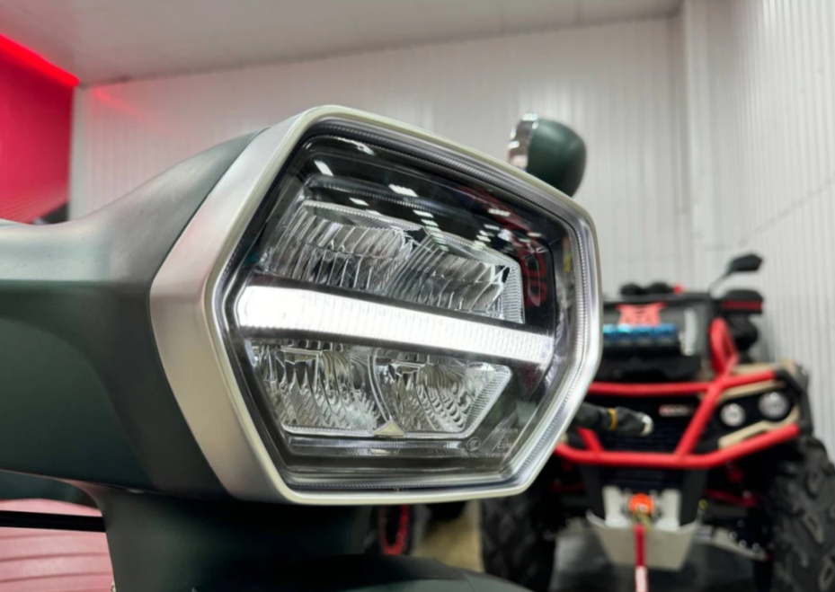 Скутер PROMAX Miami 240 (49) в Калининграде