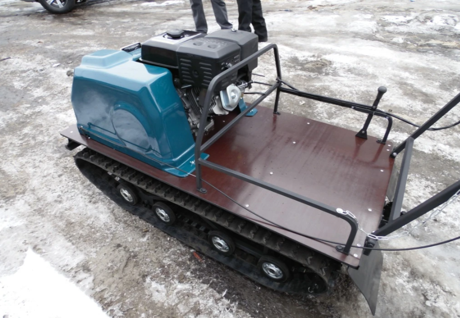 Мотобуксировщик AhtaR LR13 с реверс-вариатором Буран (задний ход) в Калининграде