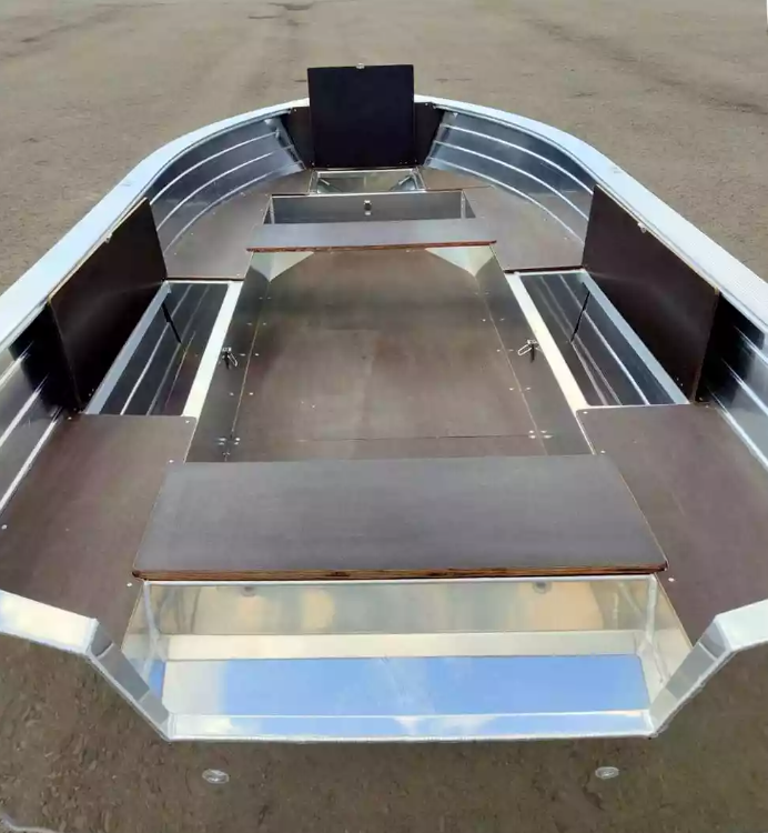 Алюминиевая лодка Неман-400 в Калининграде