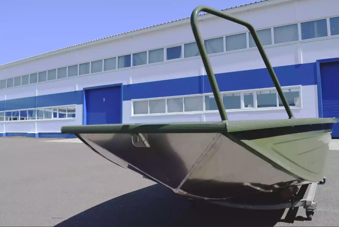 Алюминиевая лодка Wyatboat-430 Master Fish в Калининграде Алюминиевая лодка Wyatboat-430 Master Fish в Калининграде