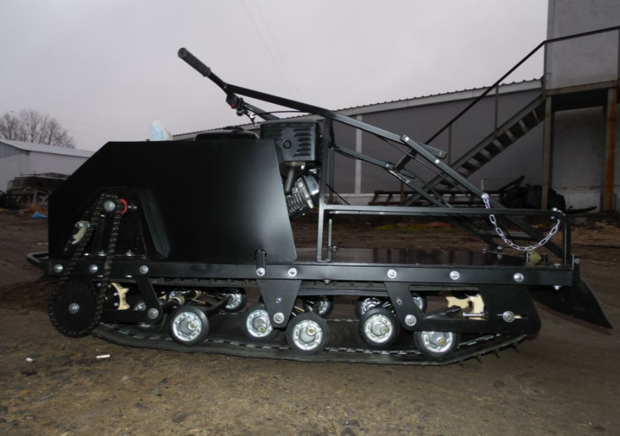 Мотобуксировщик AhtaR Зима 15 л/с с вариатором в Калининграде