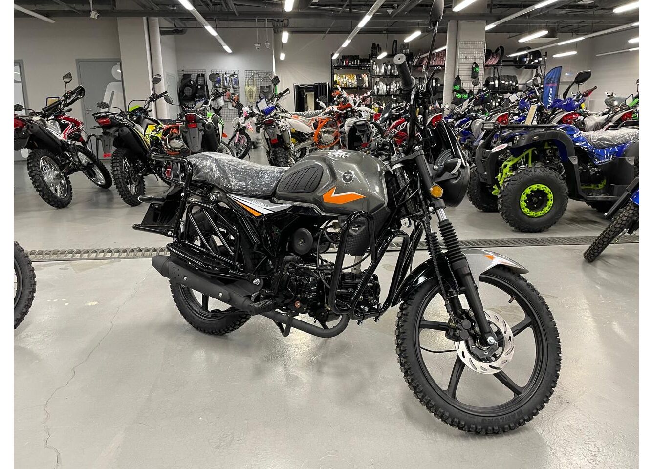 Мопед VMC NOVA 49сс (125сс) Led Full, дисковый тормоз, RKB RATO с баланс. валом, сигнализация в Калининграде