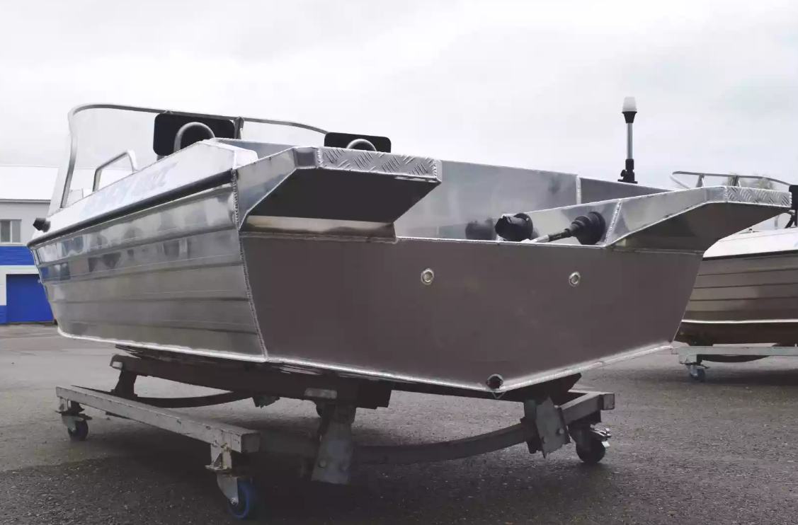 Алюминиевая лодка  Neman-400 DC в Калининграде