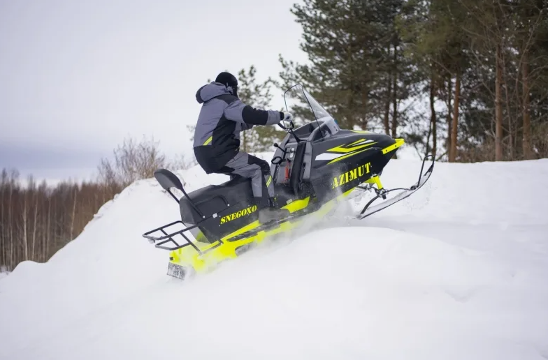 Миниснегоход Бурлак Азимут 20 л.с.  Б/У в Калининграде