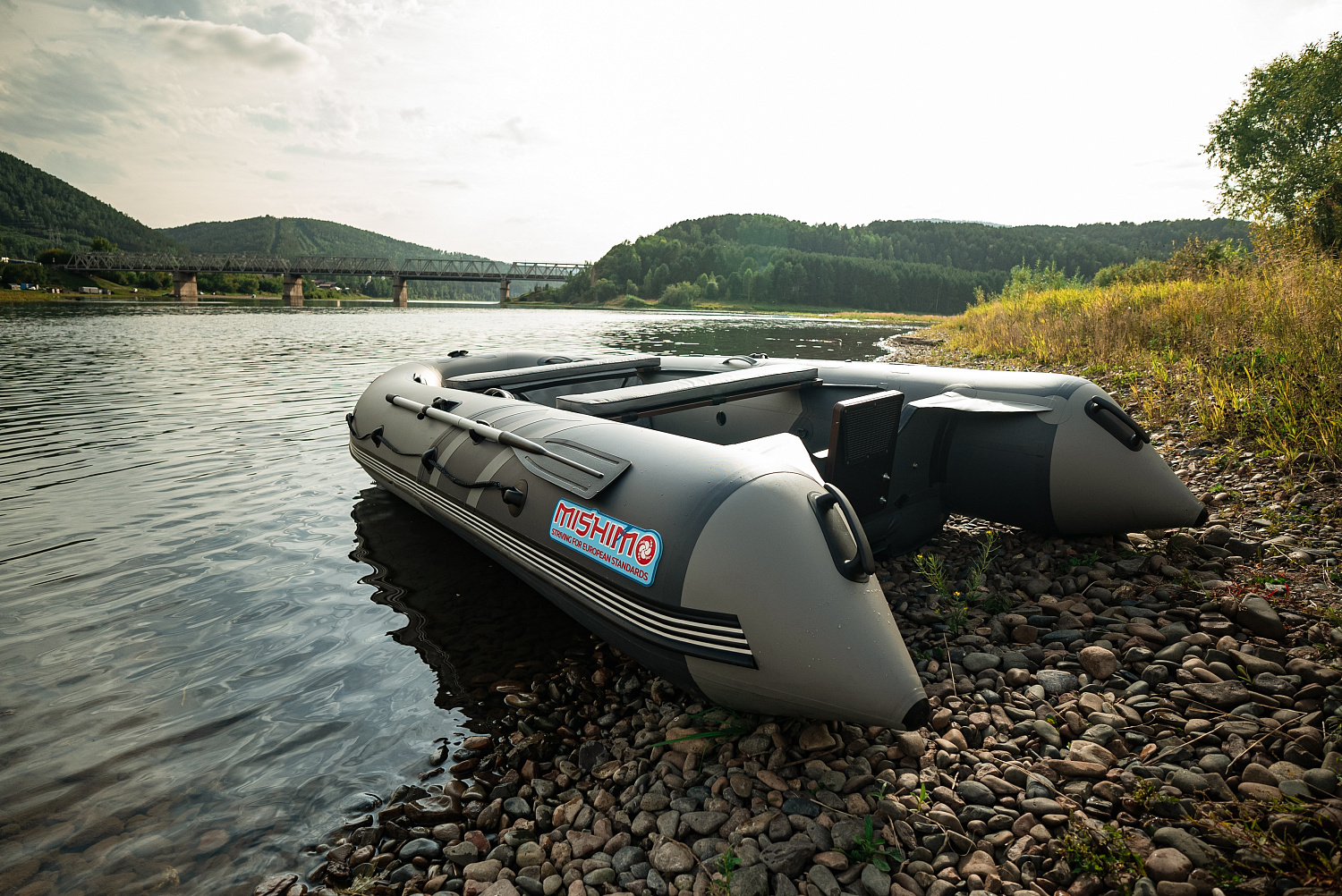 Лодка MISHIMO RIVER JET 390 под водомет в Калининграде