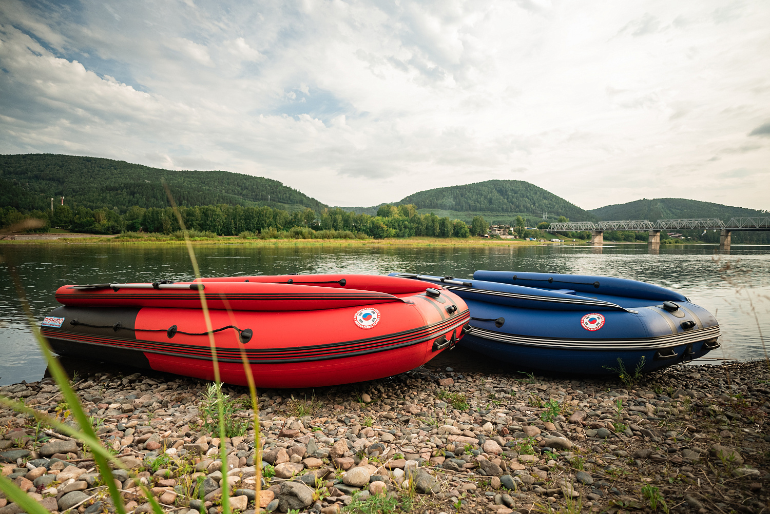 Лодка MISHIMO RIVER FJET PRO 410  под водомет в Калининграде