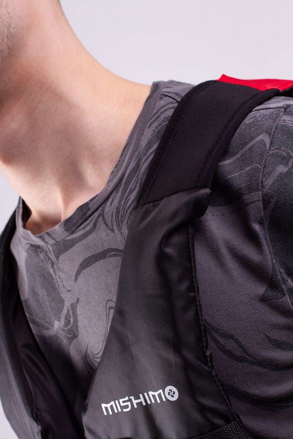 Жилет спасательный MISHIMO PRO Премиум качества Черно-красный в Калининграде